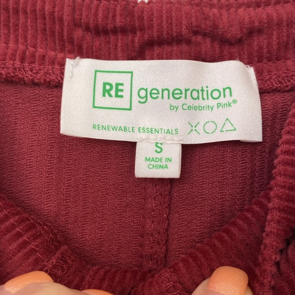 D-24 Re generation Corduroy Burgundy  jumper NWT sz S - Picture 3 of 4